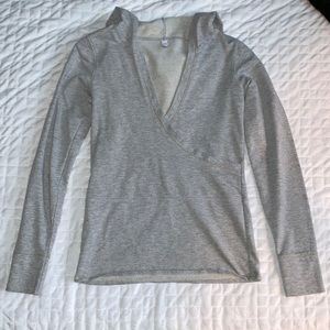 Adorable Lucy pull over! In perfect condition